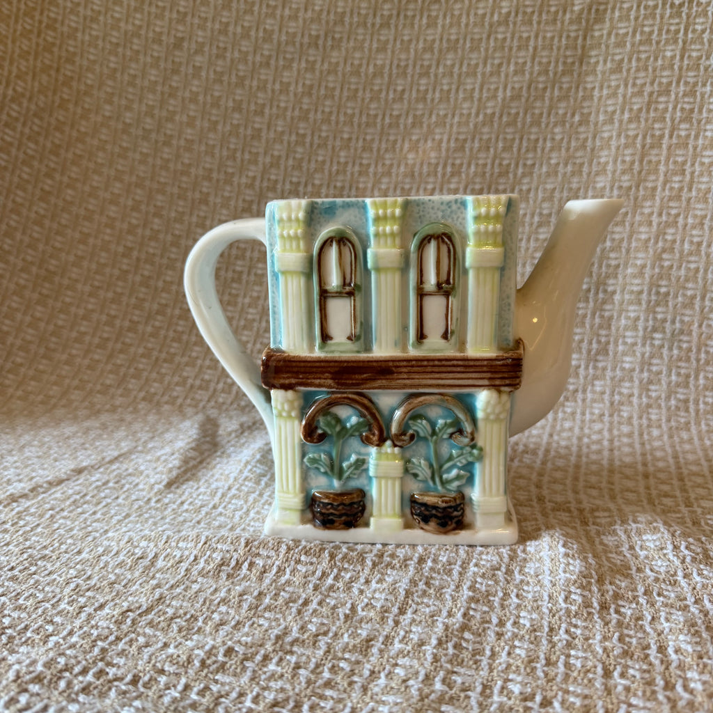 Grand Hotel Teapot Pot