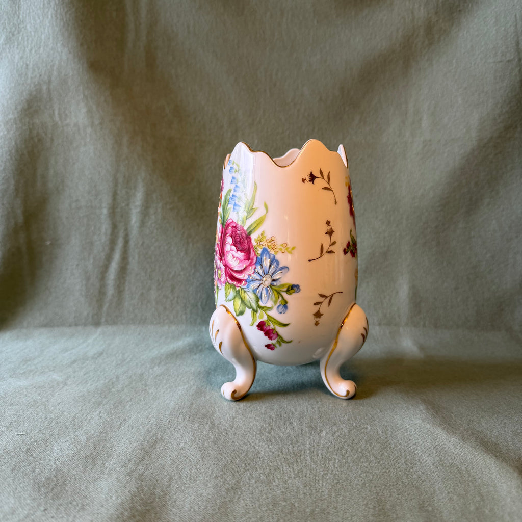 Egg Shaped Vase Pot