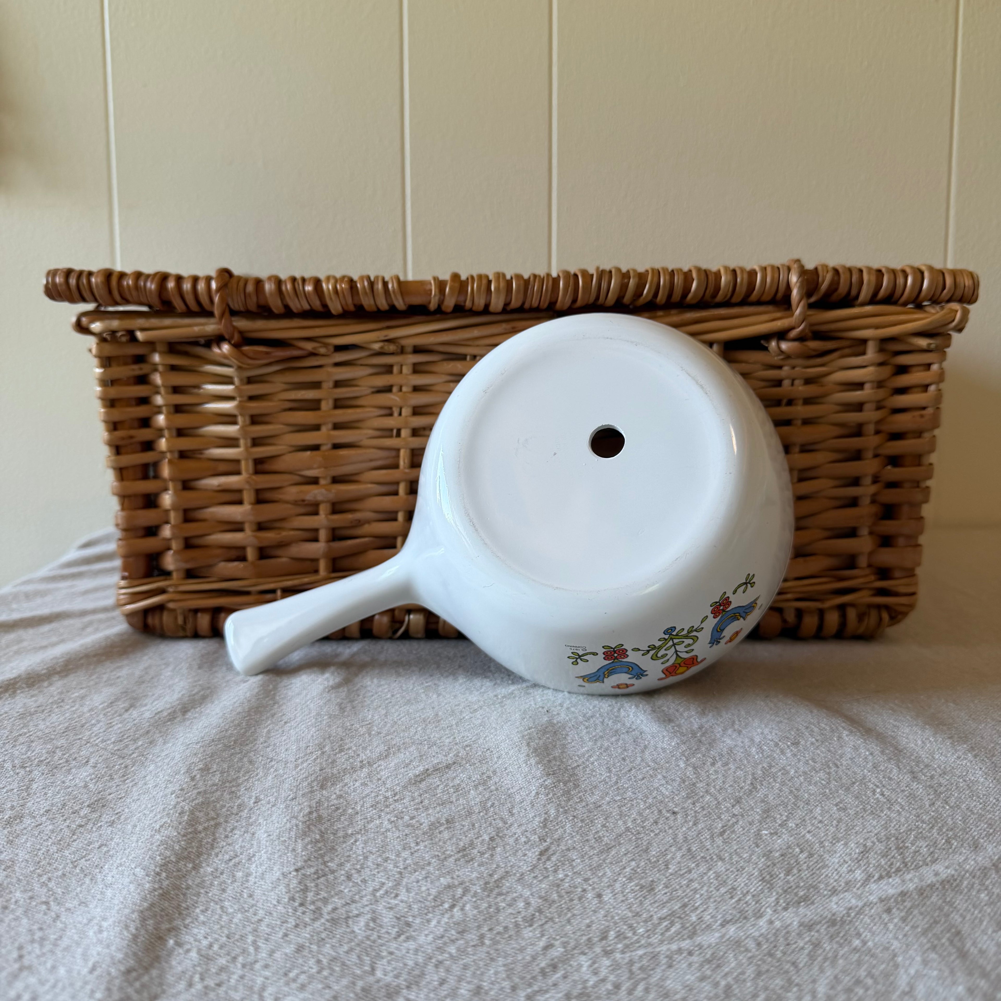 Corning Dish Pot