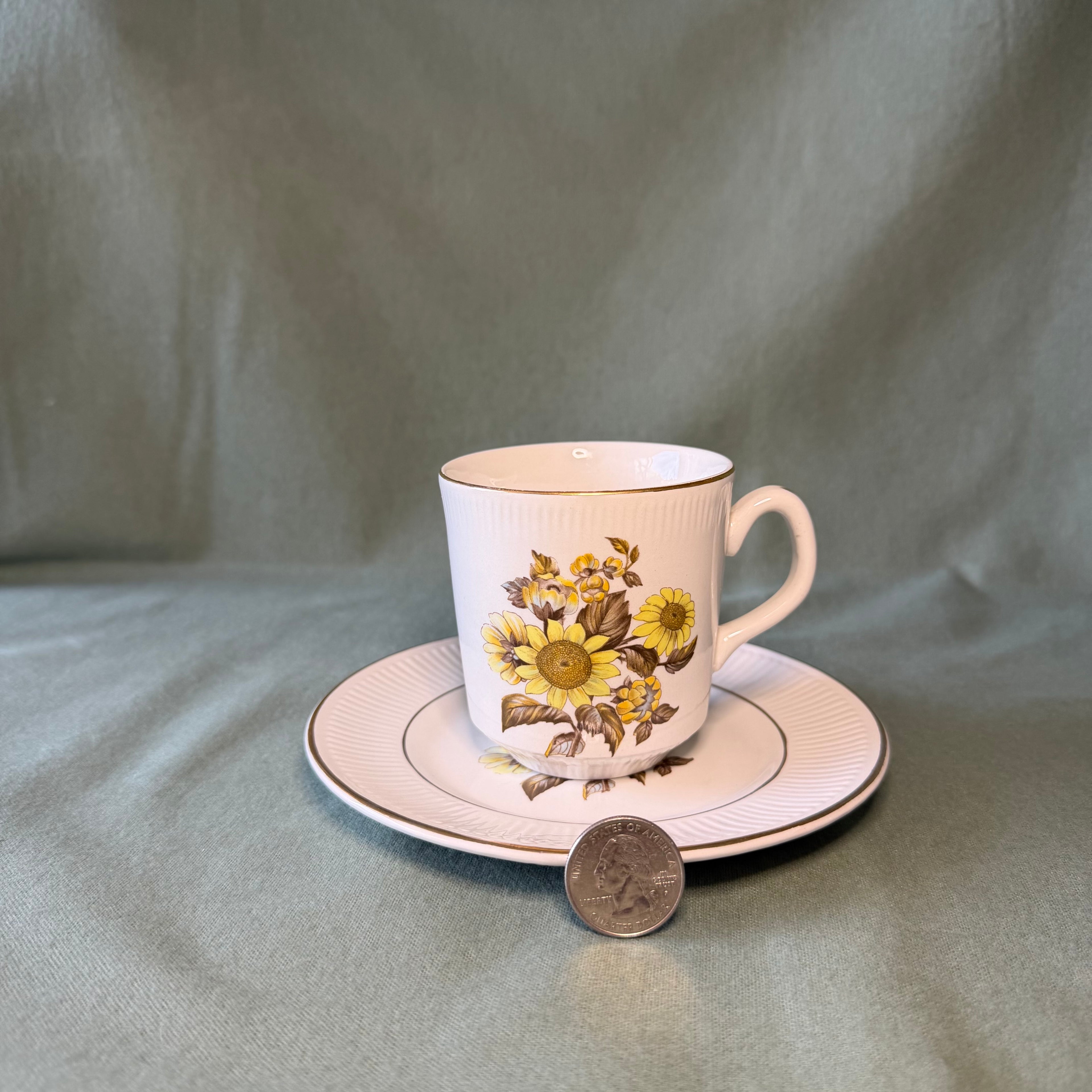 Sunflower Teacup Pot and Saucer Drip Tray