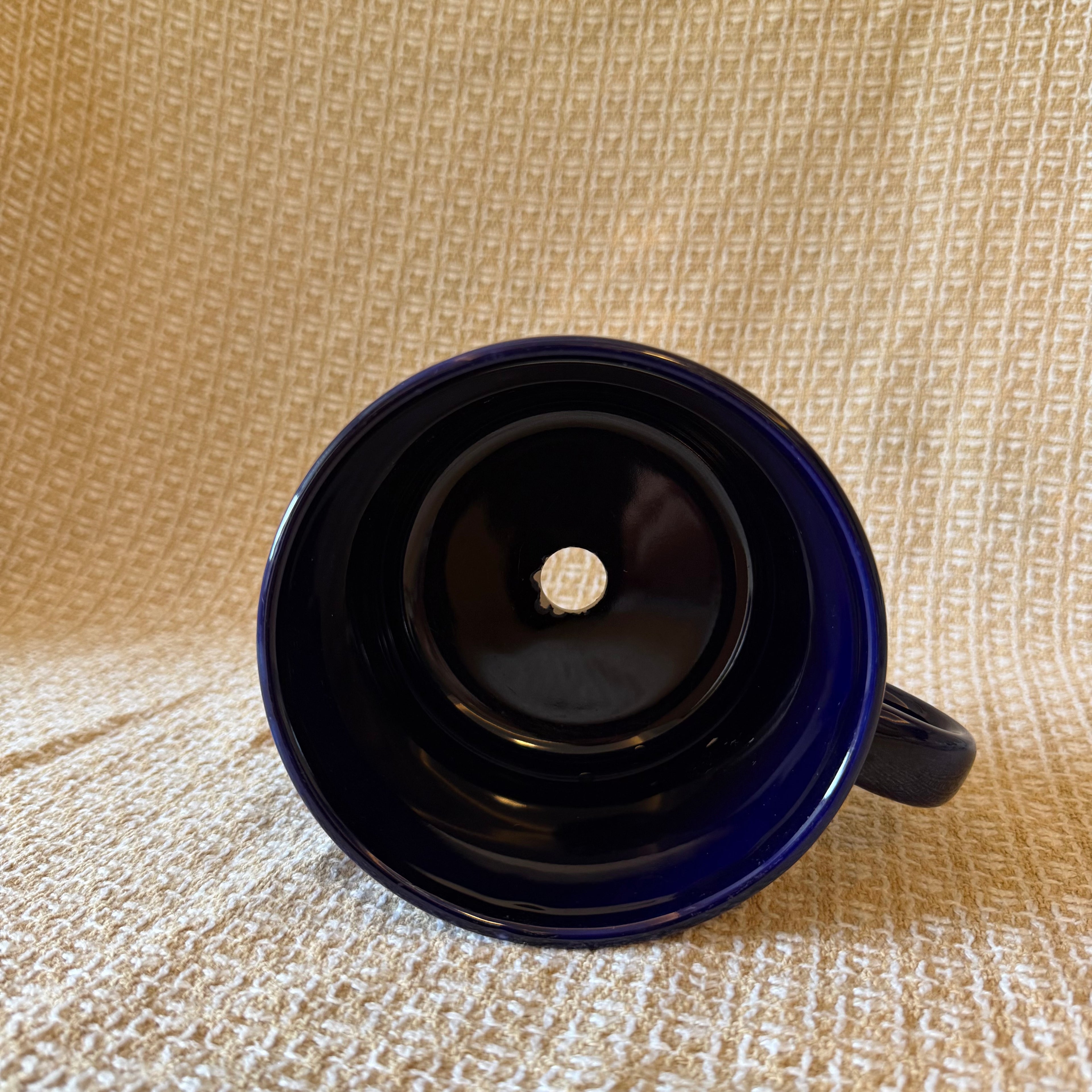 Large Blue Mug Pot