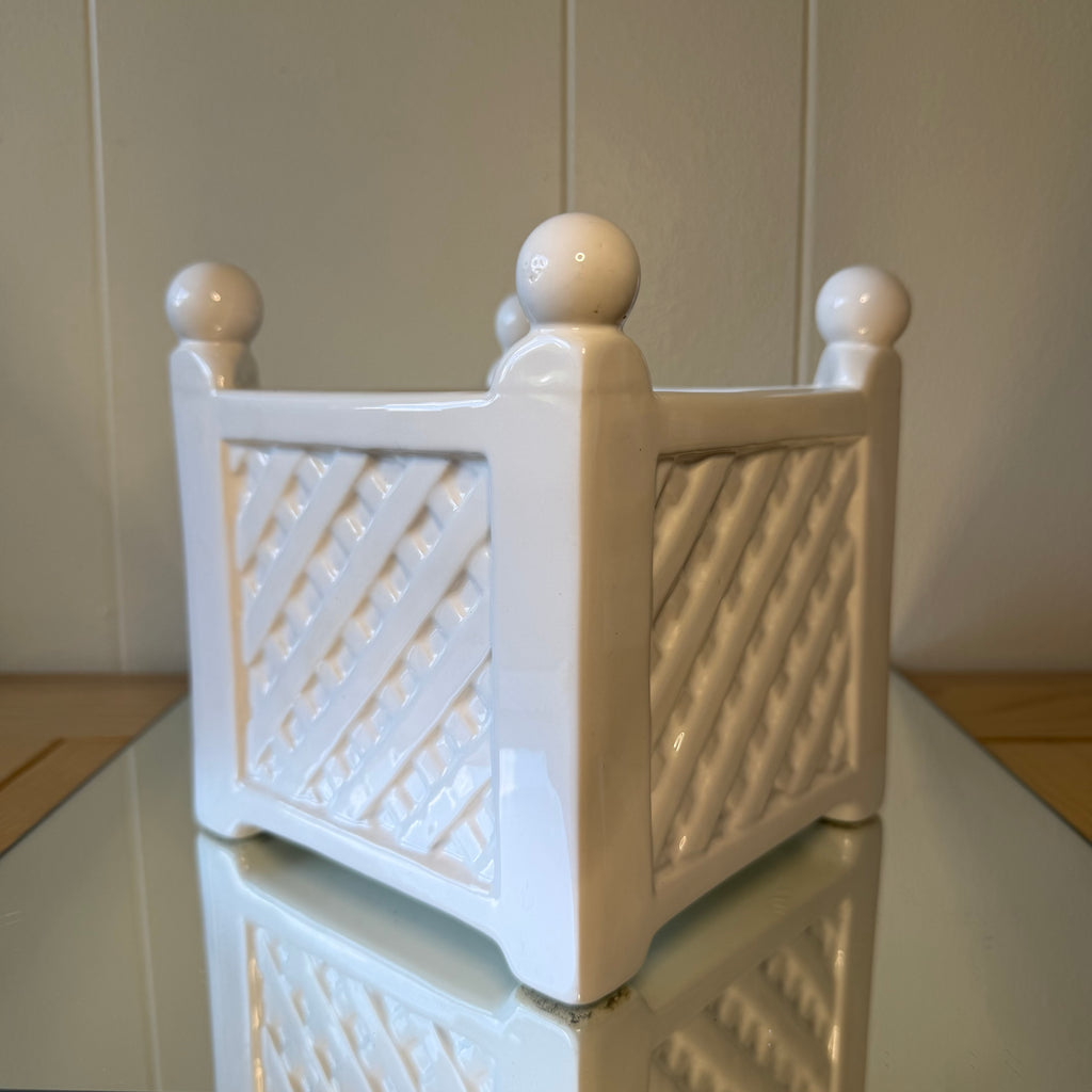 White Lattice Fence Pot
