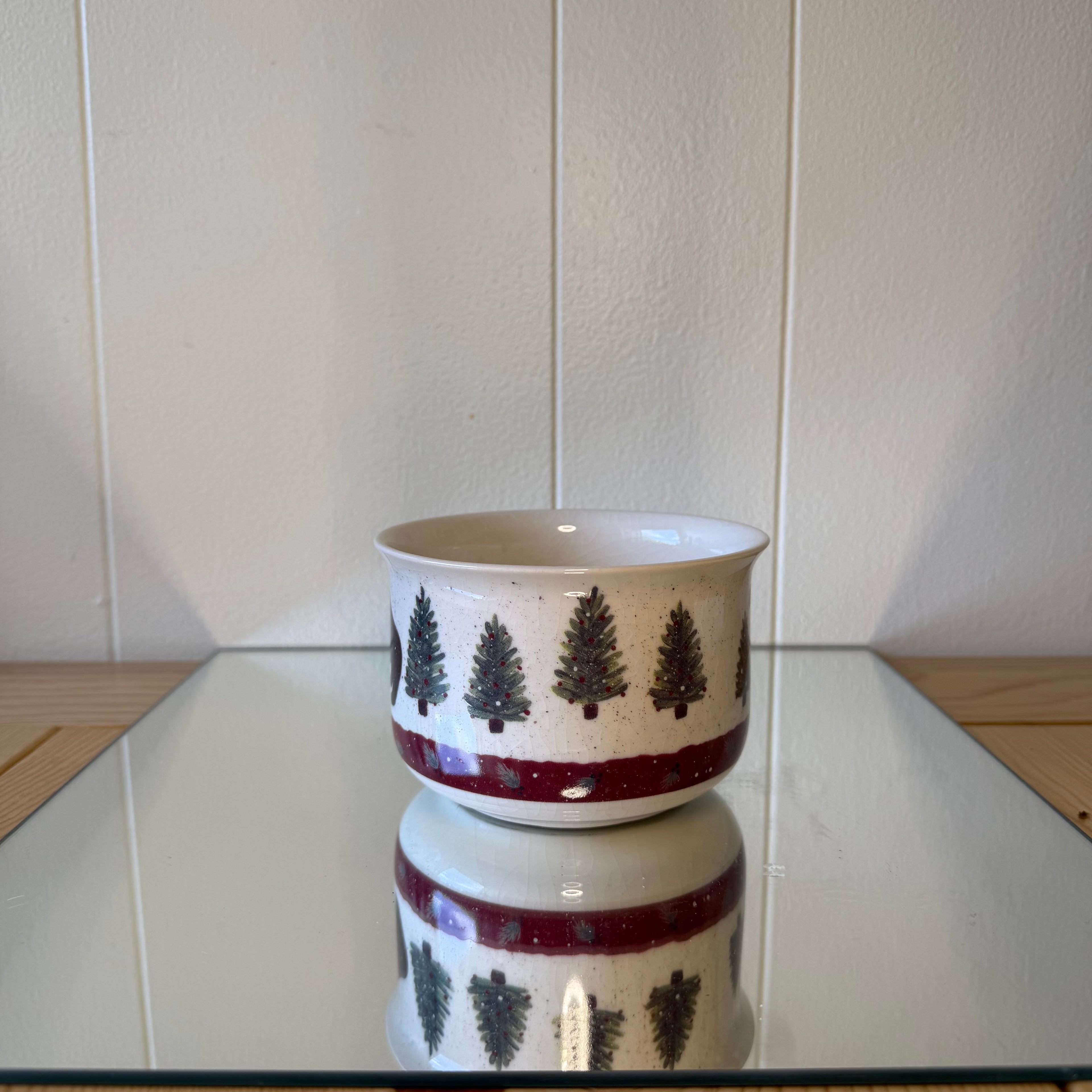 Bear Moose and Spruce Mug Pot