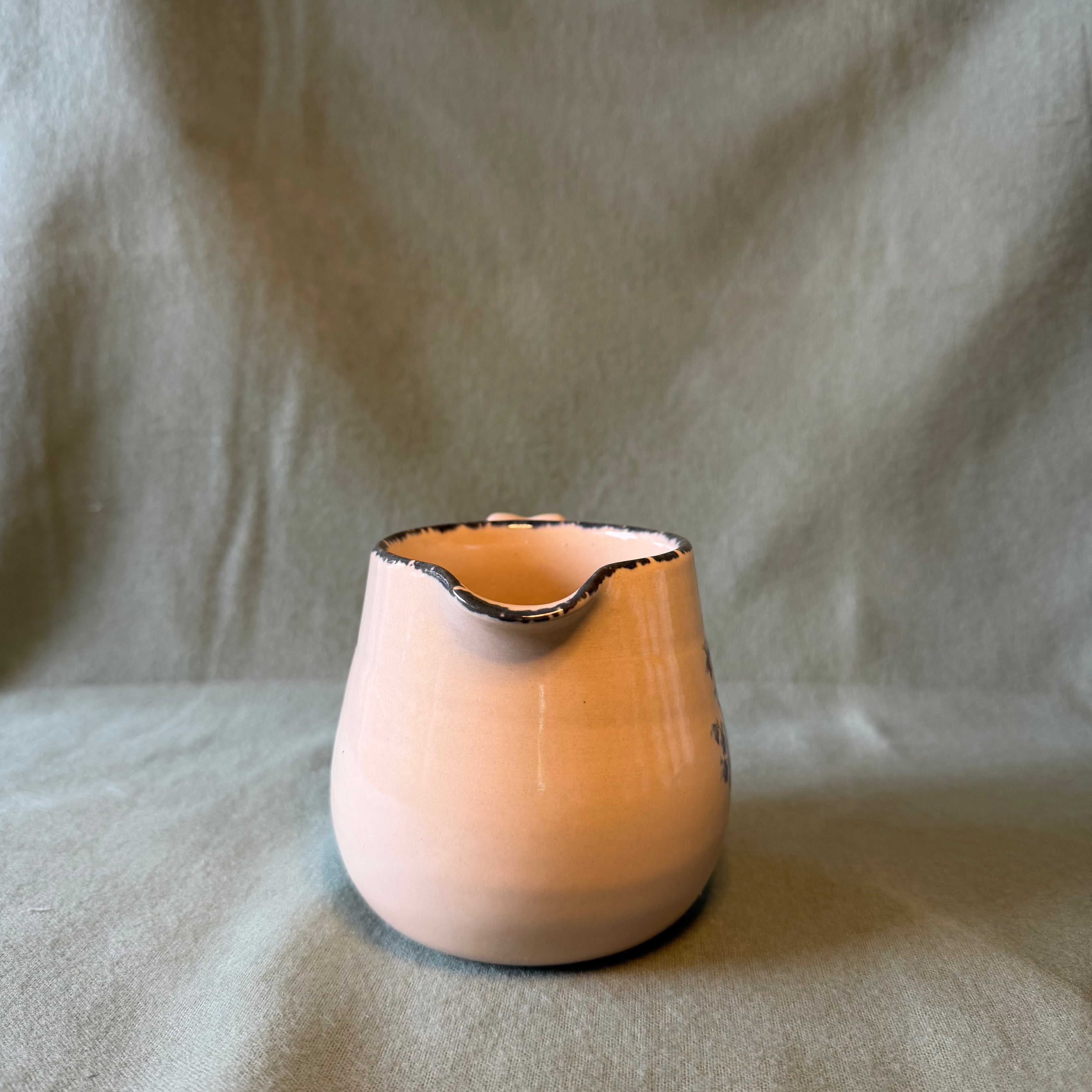 Floral Cream Pitcher Pot