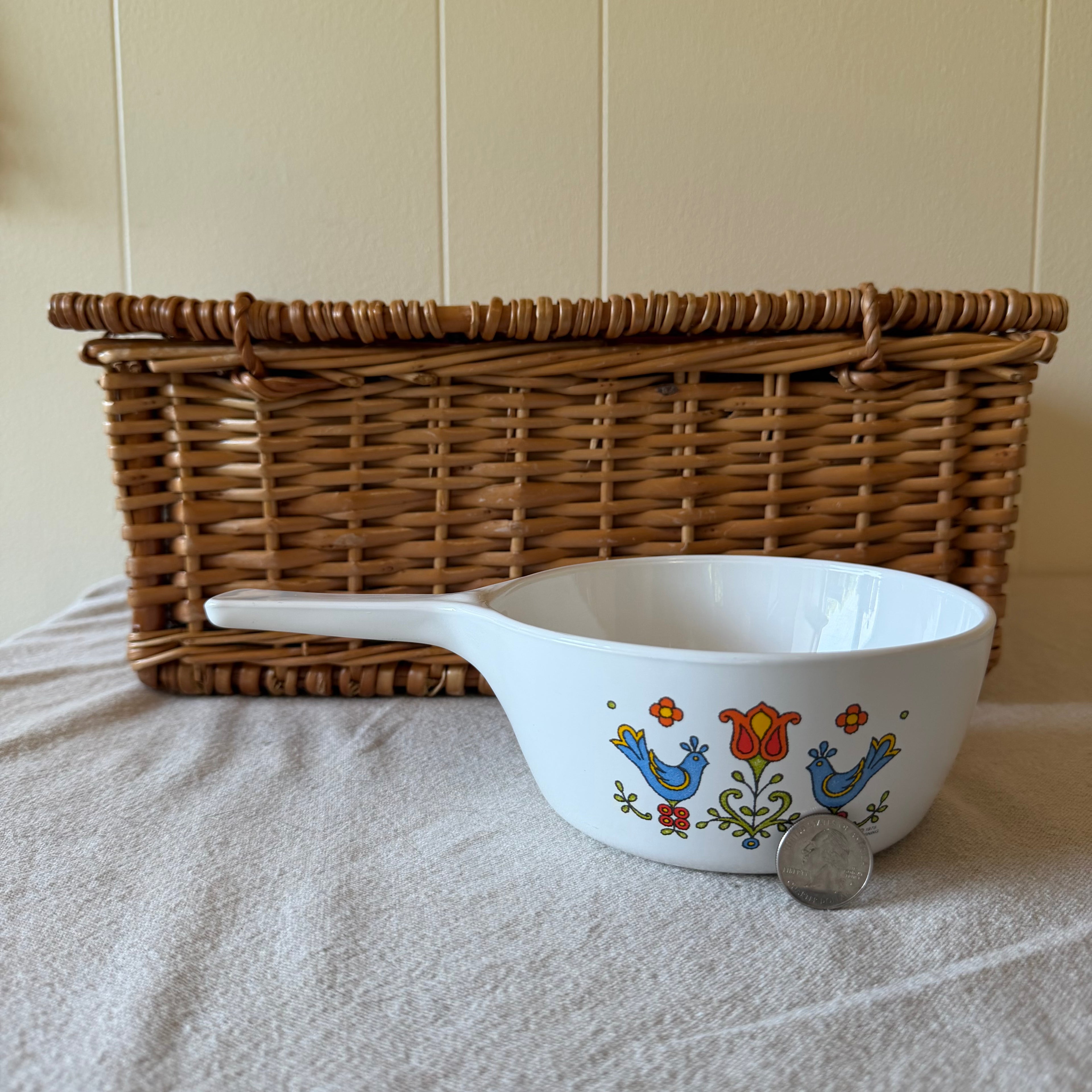 Corning Dish Pot