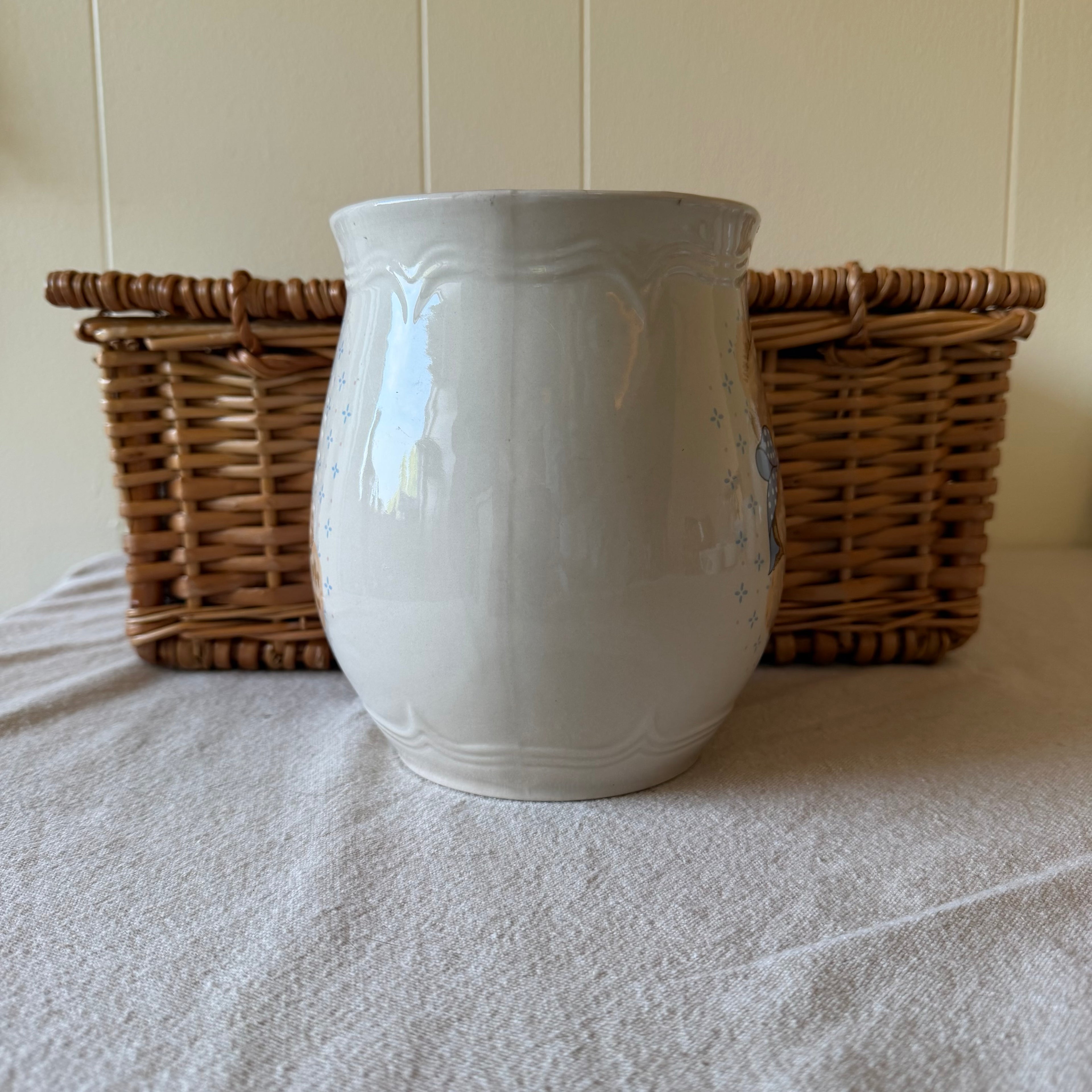 Medium Bear Pot