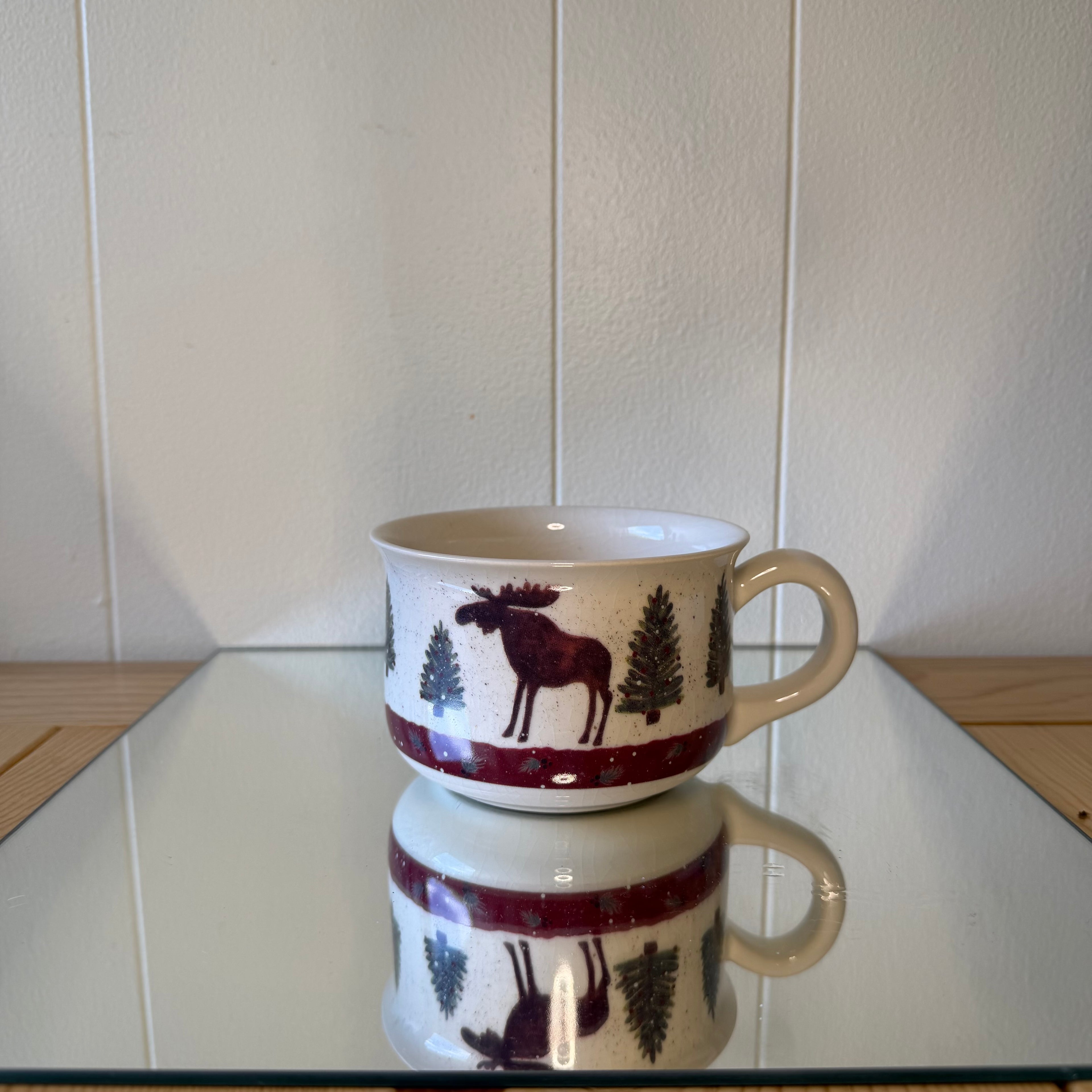 Bear Moose and Spruce Mug Pot