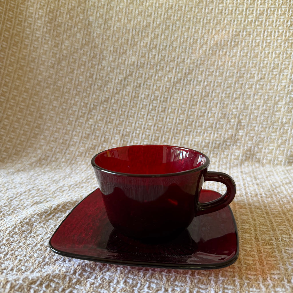 Red Glass Tea Cup Pot With Drip Tray
