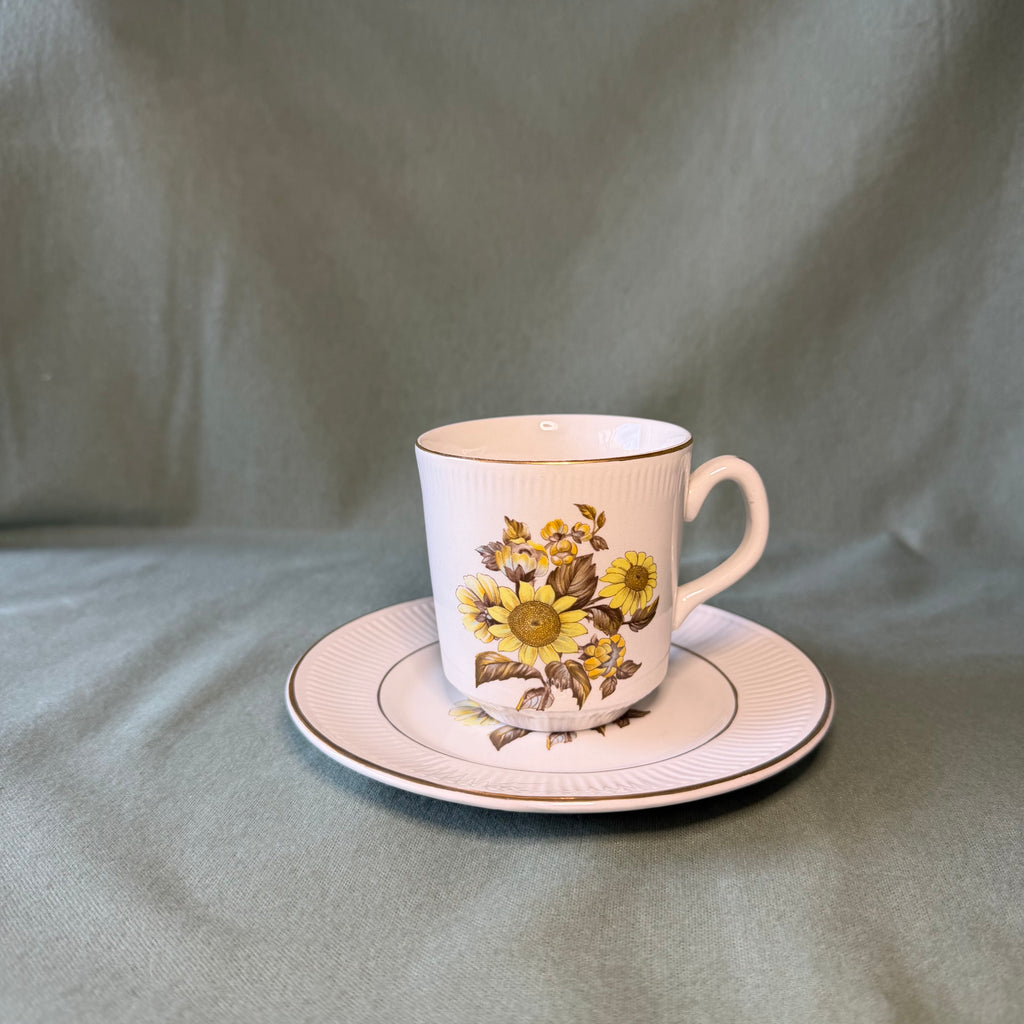 Sunflower Teacup Pot and Saucer Drip Tray
