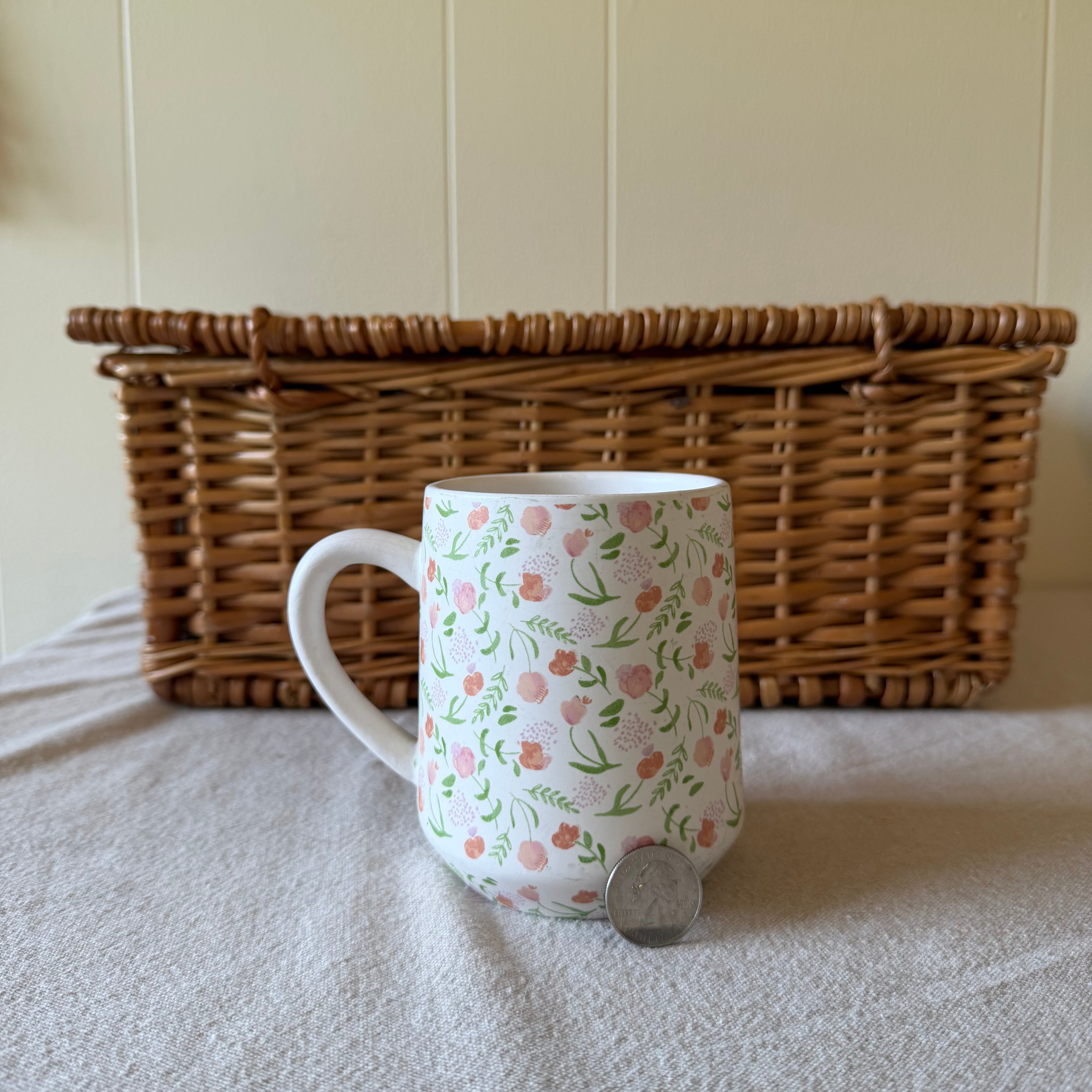 Floral Ceramic Mug Pot