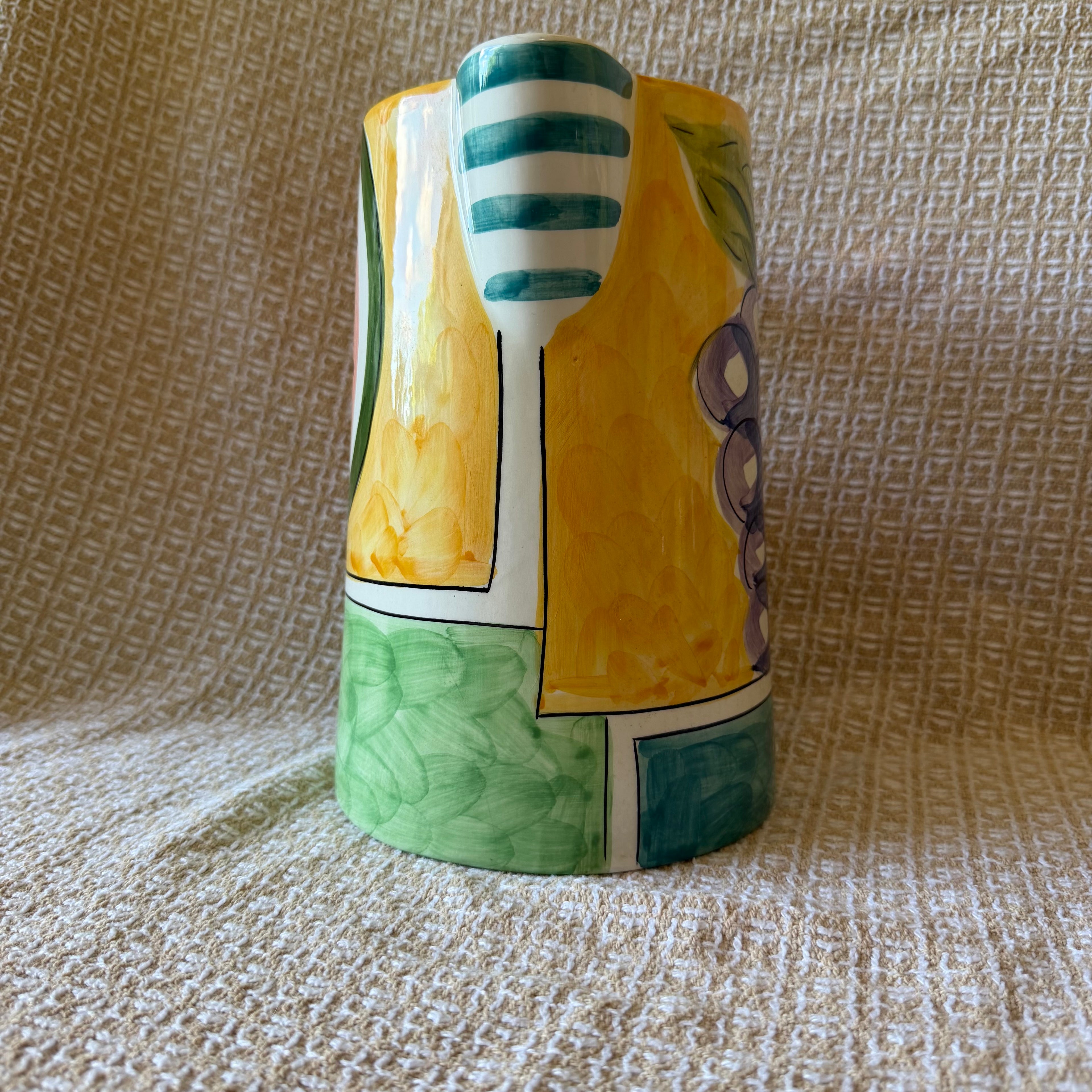 Fruit Pitcher Pot