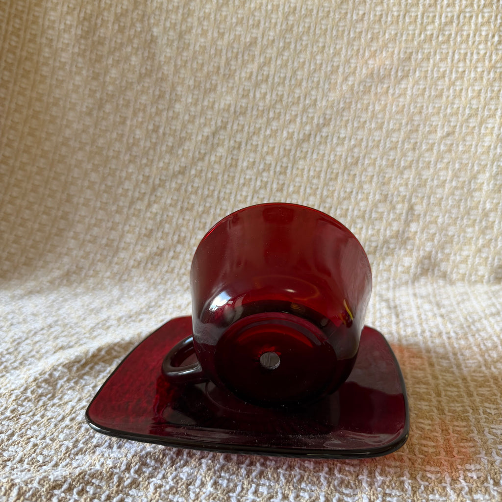 Red Glass Tea Cup Pot With Drip Tray