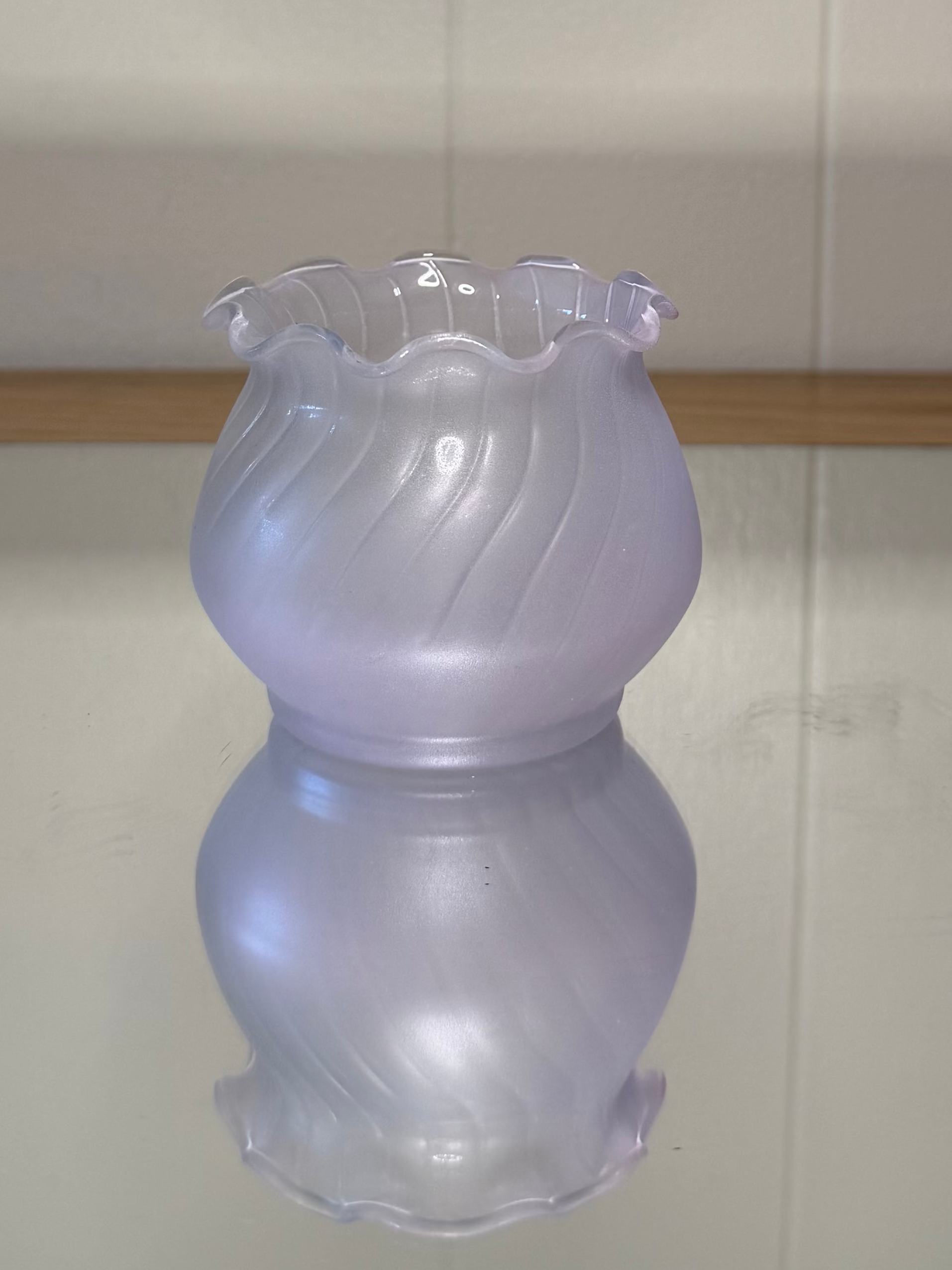 Pink Frosted Bell Pot